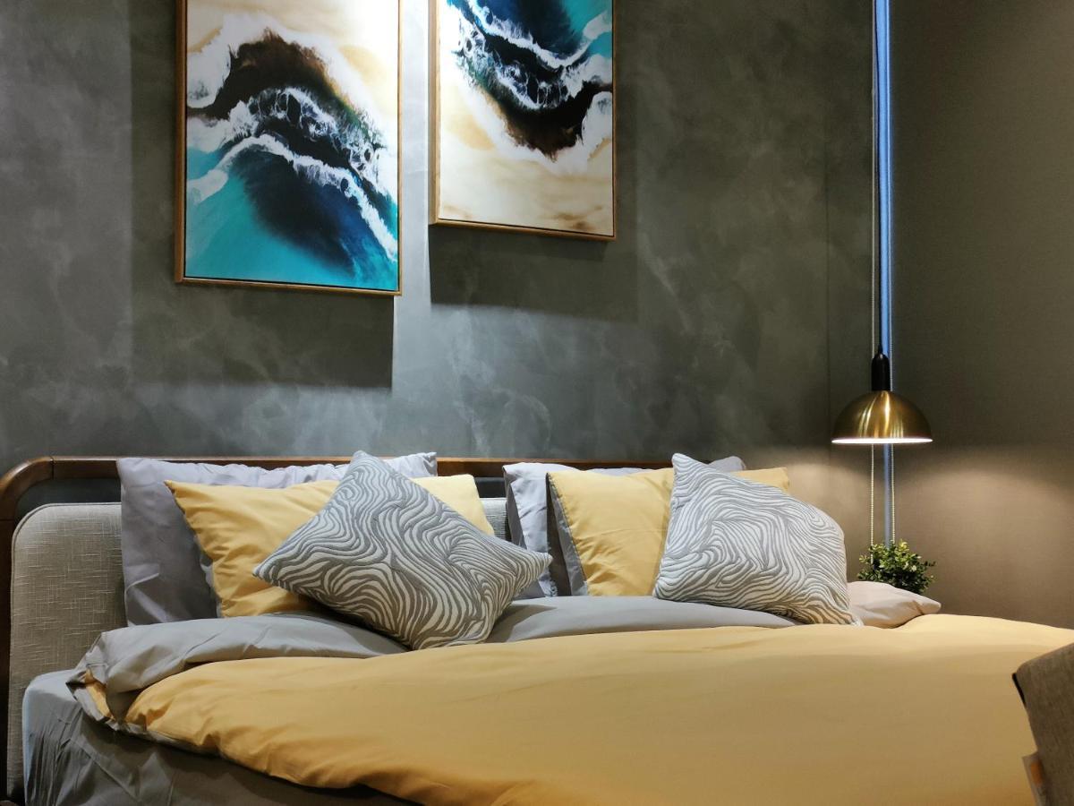 Scarletz Suites, Luxury Suites Klcc By Birdy Stay Kuala Lumpur Ngoại thất bức ảnh