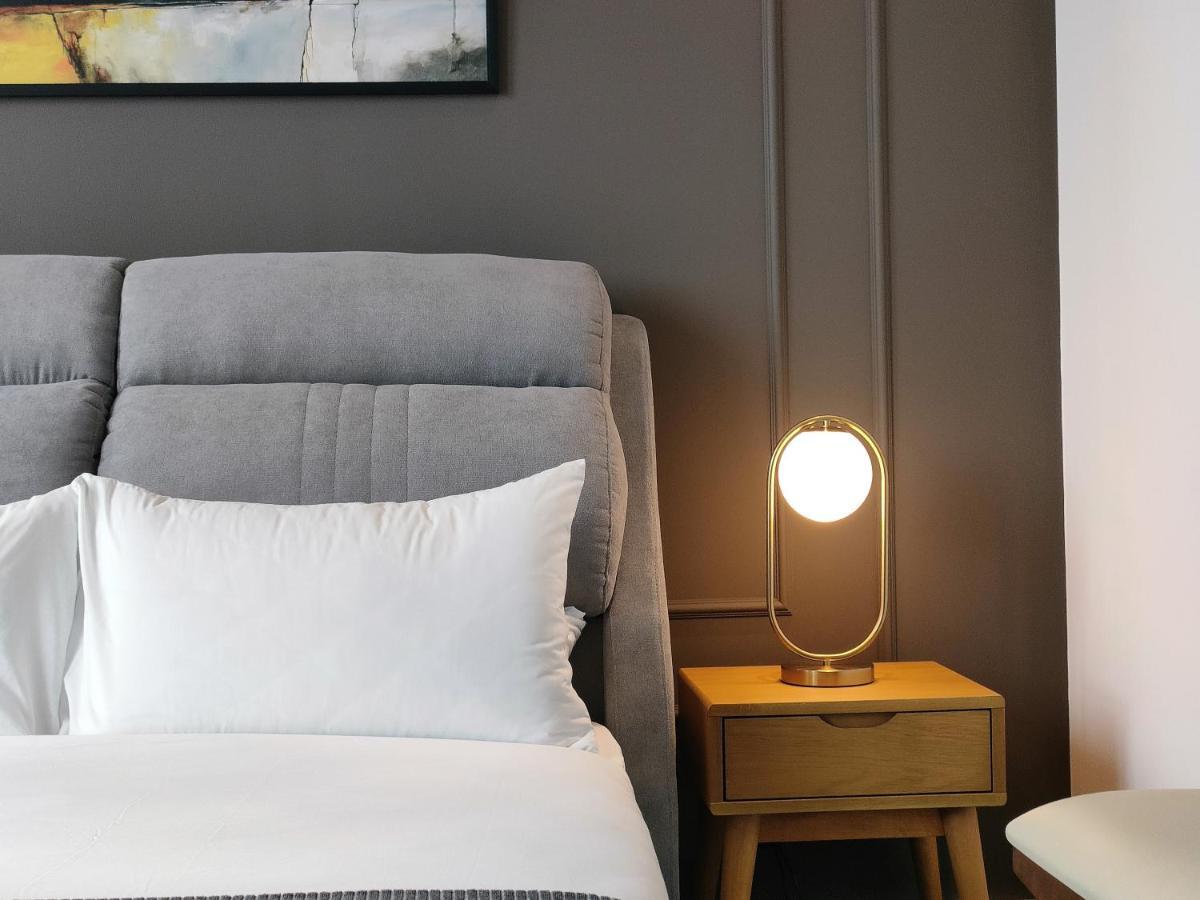 Scarletz Suites, Luxury Suites Klcc By Birdy Stay Kuala Lumpur Ngoại thất bức ảnh